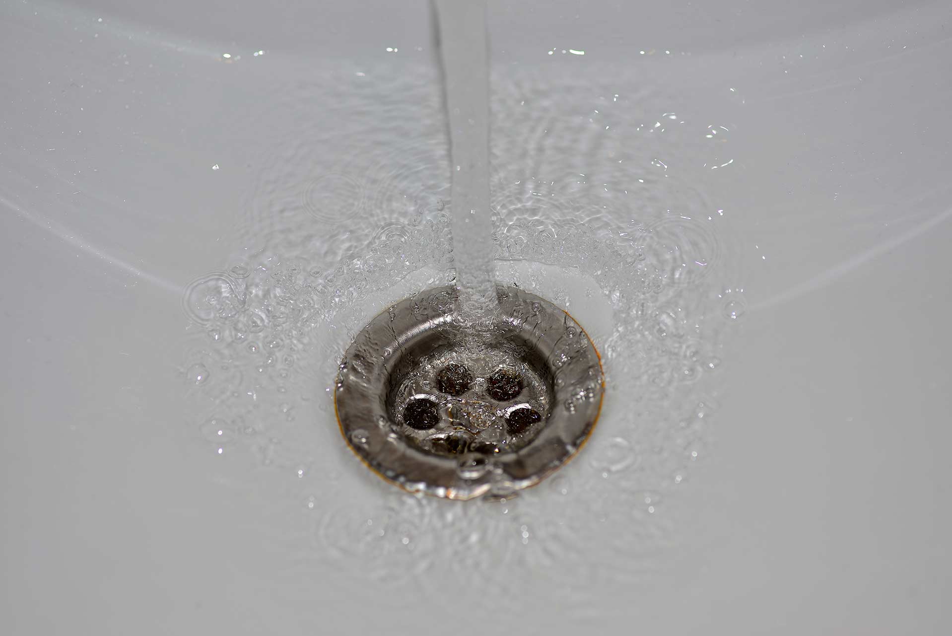 A2B Drains provides services to unblock blocked sinks and drains for properties in Angel.